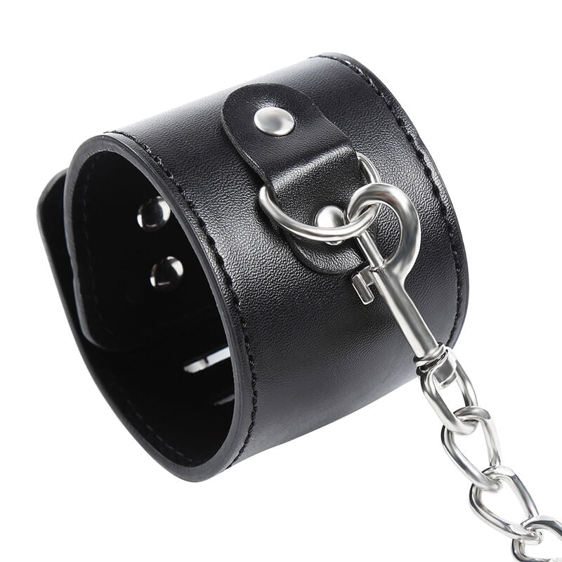 LOCKABLE HANDCUFFS