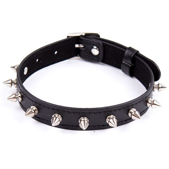 SPIKED COLLAR WITH RING