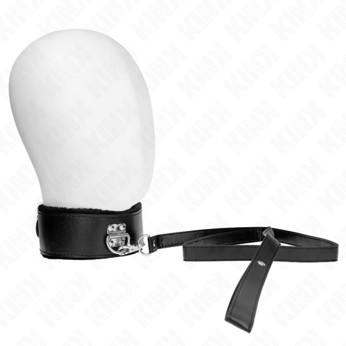 FUR COLLAR WITH LEASH