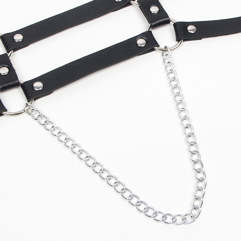 HARNESS WITH STRAPS AND CHAIN DETAILS