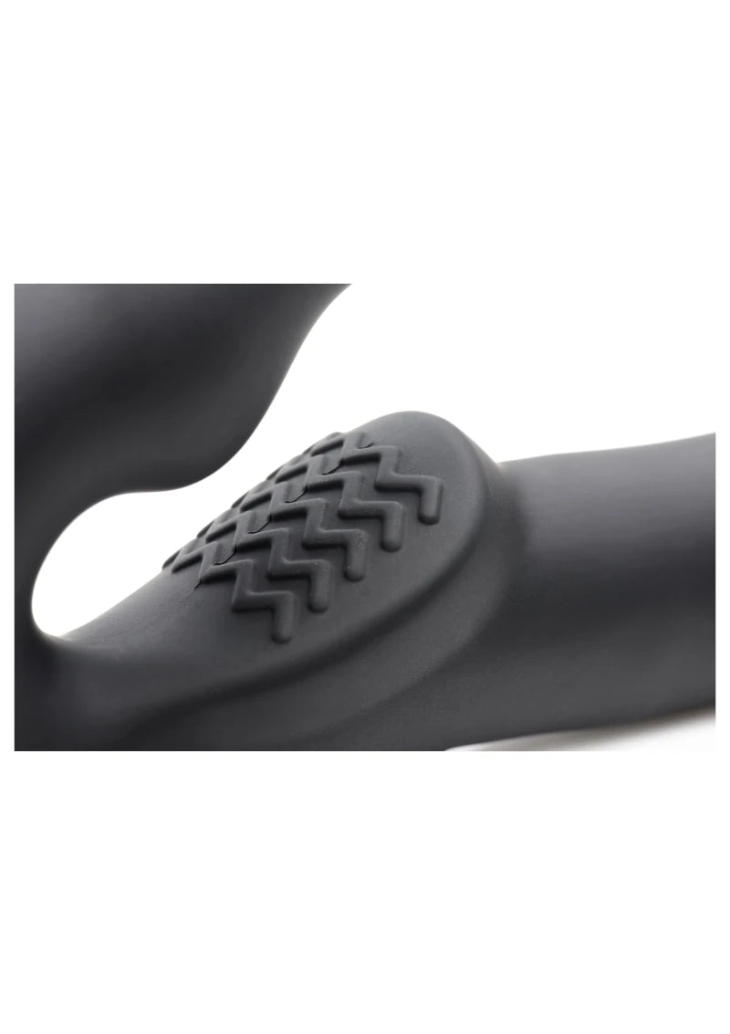 EVOKE RECHARGEABLE VIBRATING SILICONE STRAPLESS STRAP ON