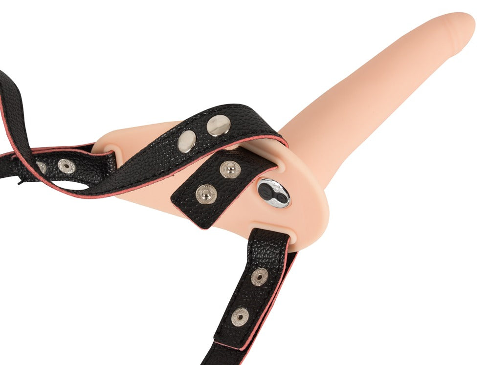 VIBRATING STRAP-ON